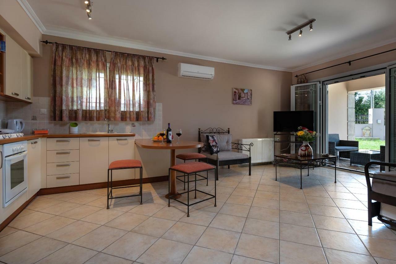 Sapfo Apartment Tsilivi  Eksteriør billede